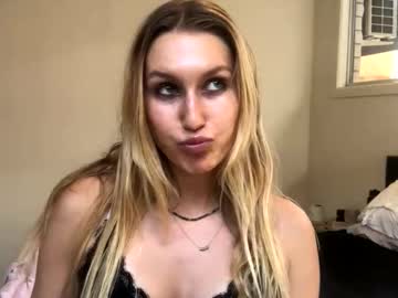 Summerschene, 18 years old, Remove top- What bra am I wearing xx #new #petiteblonde #perkytits #juicyass #greeneyes #tanned   [468 tokens remaining], webcam photo