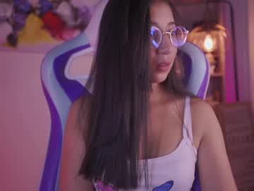 Sunny_flower_, 20 years old, GOAL: FLASH ASS [24 tokens remaining] Welcome to my room! #hairy #squirt #18 #skinny #latina, webcam photo