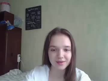 Sunnygirrl • nonude • United Arab Emirates • public