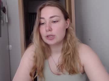 Sunshinebeatrice11, Goal: Spank Bea's Naked Ass #18 #dirtytalk #teen #new - Next Goal: Take off top on 7 min, webcam photo