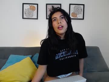 Sweet_bella_cute_, Lovense Lush on - Interactive Toy that vibrates with your Tips #daddy #smalltits #teen #18 #young #lovense, webcam photo