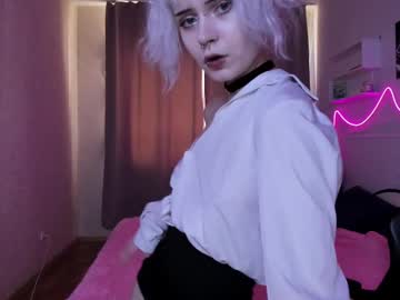 Sweet_nikinaru, Sweet_nikinaru's room #blonde #teen #young #natural #cute #cosplay #anal #piercing», webcam photo