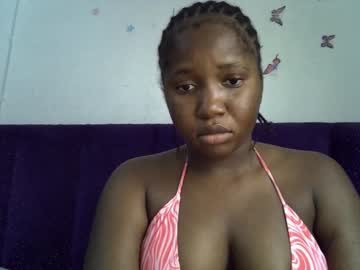 Sweetcoochiex • bigboobs • Lagos, Nigeria • public