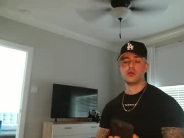 Tattedlatino1 • bigfeet • Texas, United States • public