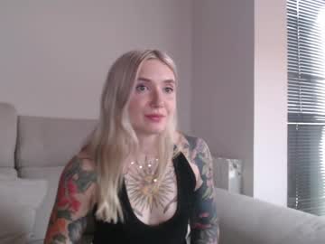 Tattoobbgirl • blonde • only discussed in pvt chat xx • private