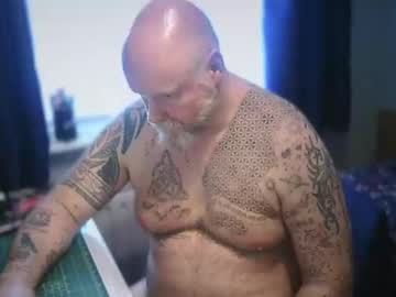 Tattooeddilf01 • british • Northern Ireland, United Kingdom • public