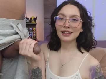 Te_para_dos, 27 years old, ? Hey! Luna and Leo ? - Goal: Blowjob with panties [83 tokens left] #new #young #smalltits #cumface #deepthroat, webcam photo