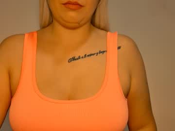 Squirting cam girl Teeyara_ live now