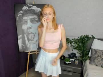 Temekapestana, 18 years old, Goal: Raise my top little higher- ? I'm Ela, I'm #18 yo and I'm #new here. Glad to see you! #young #shy #blonde [20 tokens remaining], webcam photo