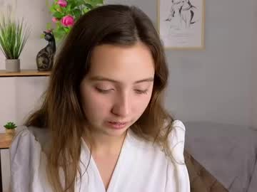 Terri_mccoy, 18 years old, Goal is - Gently Touch your neck  Hi guys this is my first day here!  #shy #new #skinny  #18 #young [32 tokens remaining], webcam photo