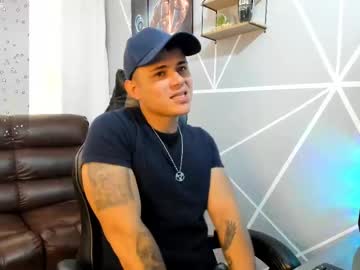 Teylor_fel big cock cam stud 23 yrs streaming live