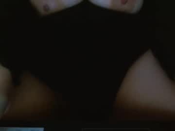 Hairy cam model Thatdopechick, 24 yrs live now
