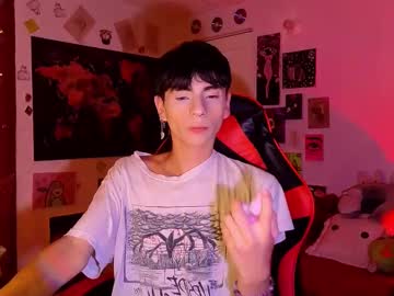 The_princematt, 20 years old, GOAL: spank ass [55 tokens remaining] fun whit me and my sexy ass  :)  #twink  #18 #squirt  #lovense #cum, webcam photo