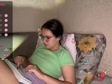 The_princese, 20 years old, Pull down my skirt and whip my ass #new #bigass #18 #nonude #braces #young *PVT is open* [69 tokens remaining], webcam photo