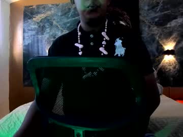 Thebabytwinkk, 19 years old, GOAL: bouncing ass [30 tokens remaining] Your new favorite hot guy here ? #feet #bigcock #ebony #new #curvy, webcam photo