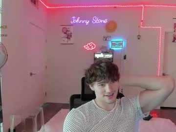 Live cam performer Thejohnnystone streaming now