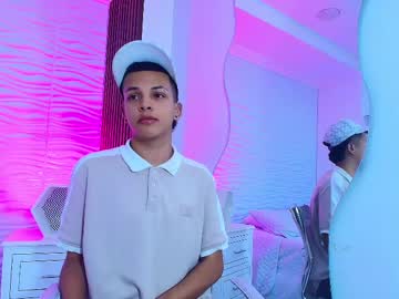 Feet Cams Live model Thiagocollin, age 18 streaming Foot Fetish VR
