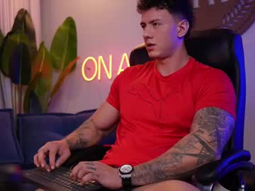 Muscle cam star Thomas_falcon1, 27 yrs