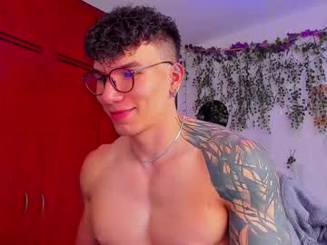 Thomas_fuckboy big cock cam stud 25 yrs streaming live