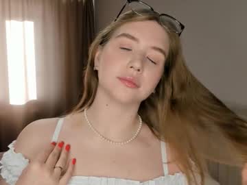Thomasenacasaliggi, 18 years old, Goal -  Take a look at my bare back? Hello chaturbate's citizens! my name is Annie and you should to know me closer cuz i'm #18 #bigboobs #new #teen #squirt [0 tokens remaining], webcam photo