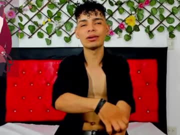 Tifannyandzafkiel, 19 years old, Let's enjoy the Night ;) (And do freestyle) #muscle #new #master #dirty #teen, webcam photo