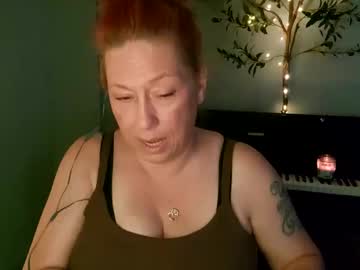 Live Milf Tittystarot - Hot Milf Cams