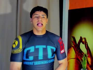 Muscle cam star Tobiaz_vega, 22 yrs