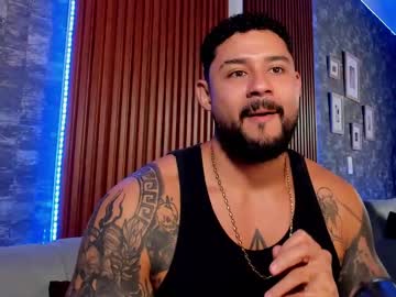 Hairy cam model Tommycruz1, 27 yrs live now