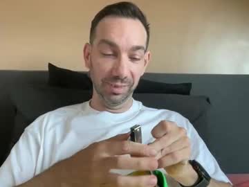 tp22_ huge cock cam stud (british,  uncut,  bigcock,  daddy) live now
