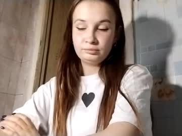 Trevabradeen, 18 years old, Goal: Say hi and wave | Hey hey i'm first time here?  #18 #teen #new #skinny #natural [5 tokens remaining], webcam photo