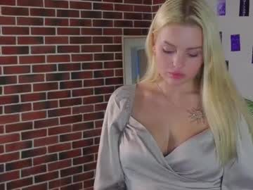 Trinitycumberlander, 18 years old, GOAL :  ? Wink and show figure   ? My name is Jill it`s my first day here :3 #new #18 #bigboobs #blonde #shy [25 tokens remaining], webcam photo