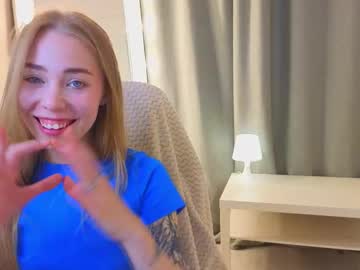 Twistedtulip, 18 years old, squeeze boobs/ #new #18 #teen #cute #smalltits [33 tokens remaining], webcam photo