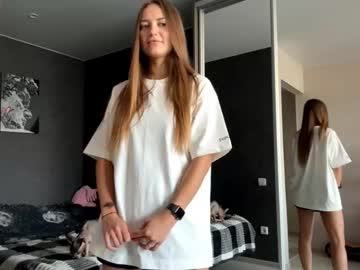 Udelahammond, 18 years old, Goal: Feets in caemra firs ttime soles in socks (shy really) #shy #new #teen #skinny #bigboobs [77 tokens remaining], webcam photo