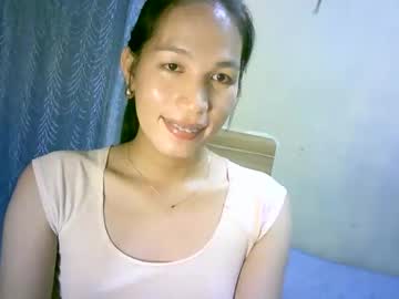 Urpinaylovelyjuliaxxx • cute • city of smile • public