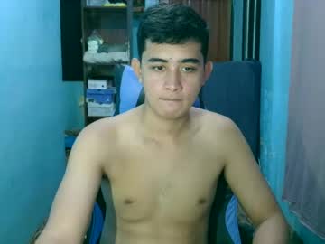 Skinny Asian cam girl Ursoftboysteve live in HD