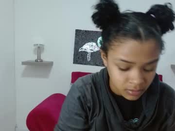 Squirting cam girl Vainillafuckgirl live now