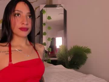 Feet Cams Live model Vaiolet_0, age 21 streaming Foot Fetish VR