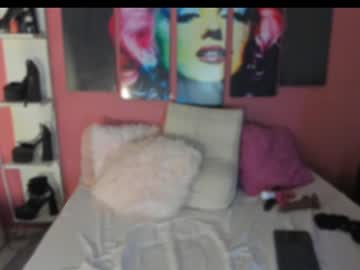 Squirting cam girl Valensure age 22 yrs live now