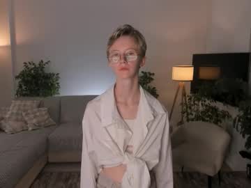 Valoriehennesy, 18 years old, GOAL: - Play legs! Sally is here, my first time with you #18 #teen #new #shy #skinny [0 tokens remaining], webcam photo