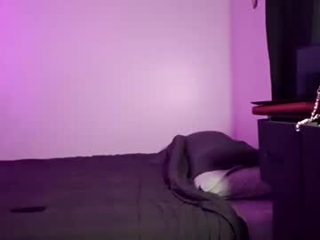 Valoriepeaches • masturbate26y • Earth • public