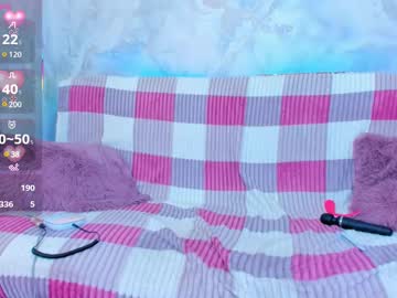 Squirting cam girl Vanessahayesxx age 22 yrs live now