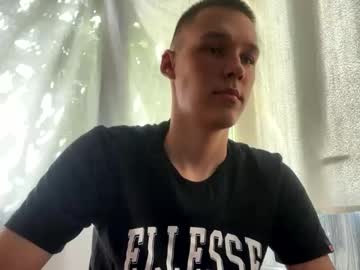 Vexonheat, 18 years old, Goal: Remove the T -shirt #naked #cute #beautiful #handsome #young #newcomer - Next Goal: Show your body, webcam photo