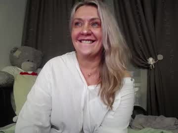 Live Milf Victoria50 - Hot Milf Cams