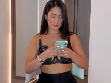 Squirting cam girl Victoriafit7 age 25 yrs live now
