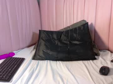 Victoriaheiinz, 18 years old, GOAL: oceans squirt 355 [944 tokens remaining] Welcome to my room! #new #ebony #natural #18 #cute, webcam photo