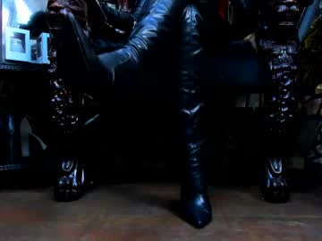 BDSM Master Victoriaheller 31 yrs live domination webcam