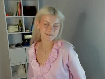 Vilvetvixen, Hey Hey? GOAL: Flash and slap my cute ass?? Call me Olivia, welcome? #18 #teen #natural #shy #new [0 tokens remaining], webcam photo