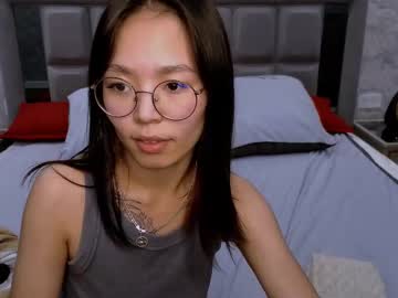 Violadaviss, 20 years old, GOAL: Sexy Dance ?? Welcome to my room! #asian #teen #shy #lovense #new, webcam photo