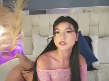 Catch me live as Violetahayes, age 20 yrs in premium male cam shows
