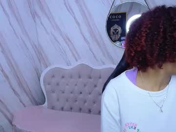 Violeth_b, 19 years old, GOAL: sexy dance [21 tokens remaining] Welcome to my room! #ebony #18 #natural #skinny #feet #masochism #Submissive, webcam photo